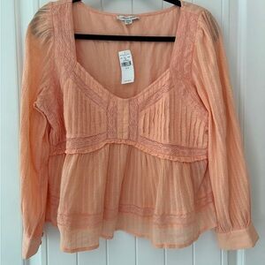 American Eagle Outfitters Coral Lace Blouse NWT Medium